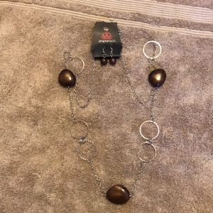 Paparazzi Jewelry Matching necklace and earrings